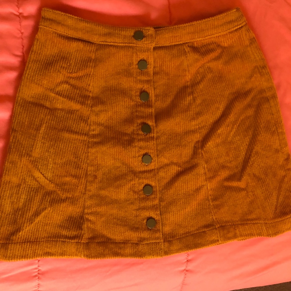 Brown skirt